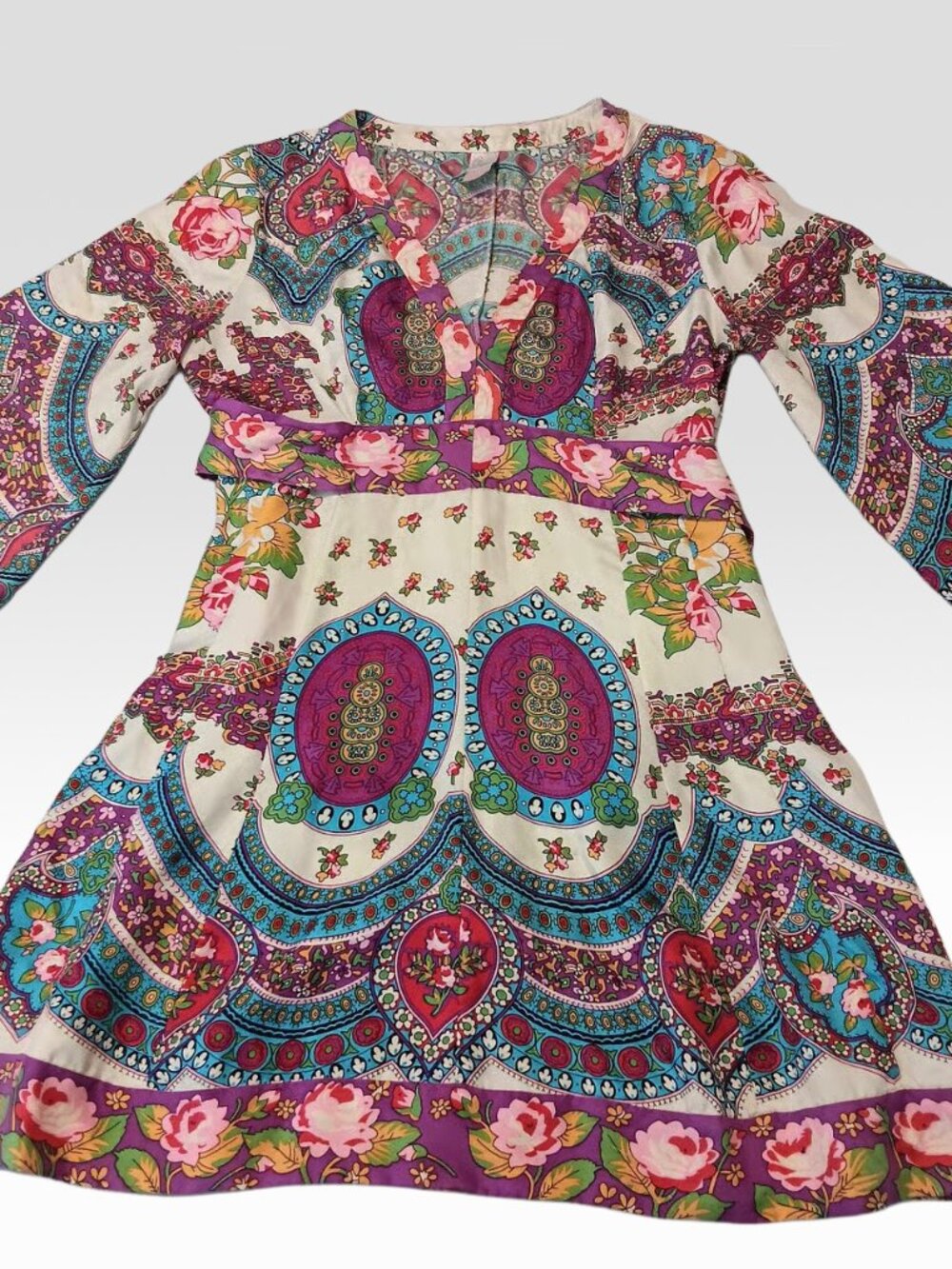 AQUA Floral/Paisley Short Dress Sz M.  100%Silk.  Bell sleeves  V-neck